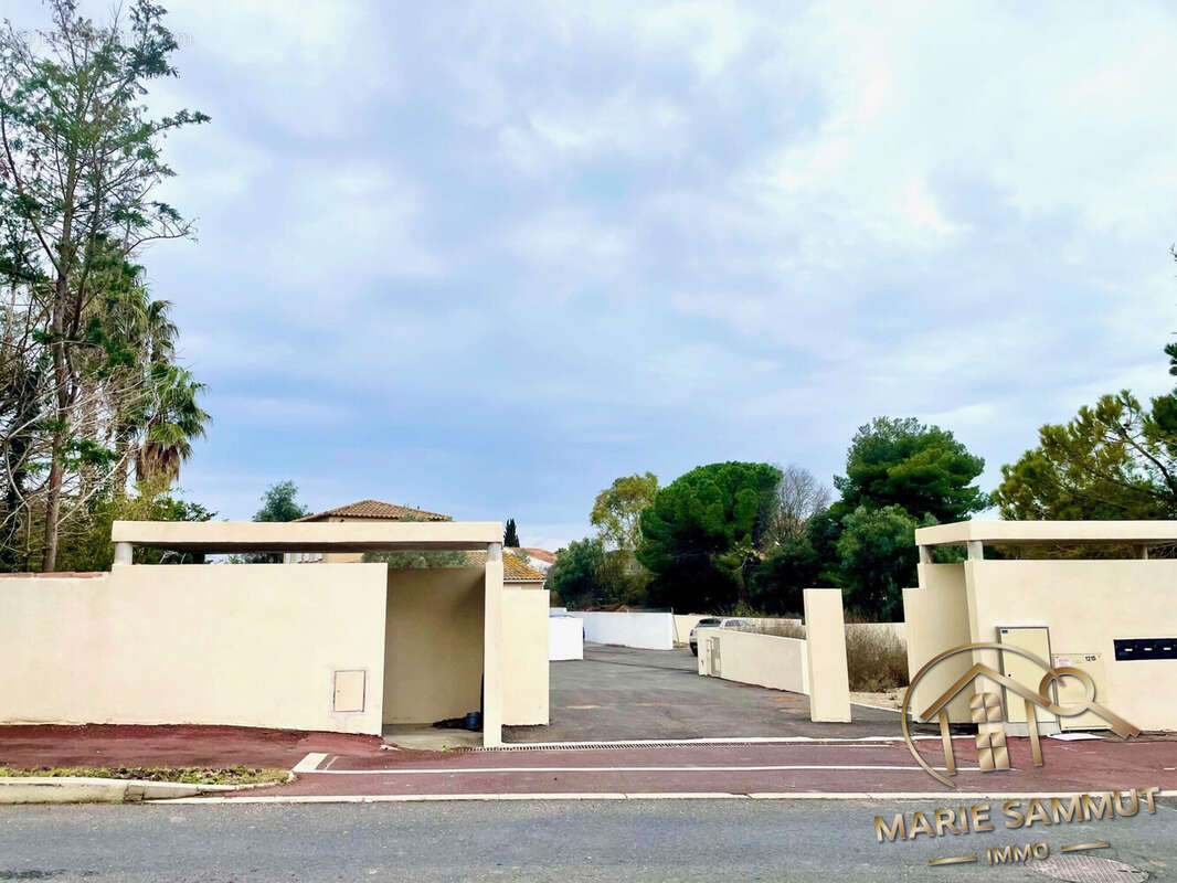 Terrain à BALARUC-LES-BAINS