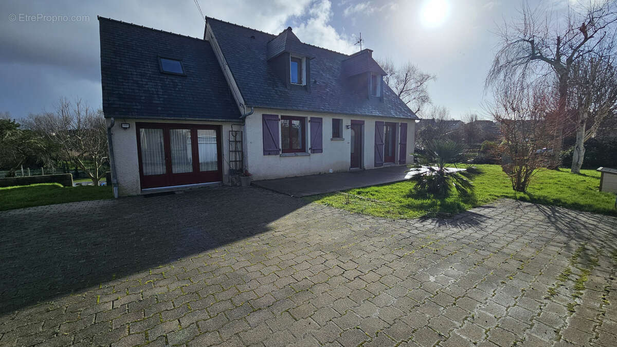 Maison à CAMARET-SUR-MER