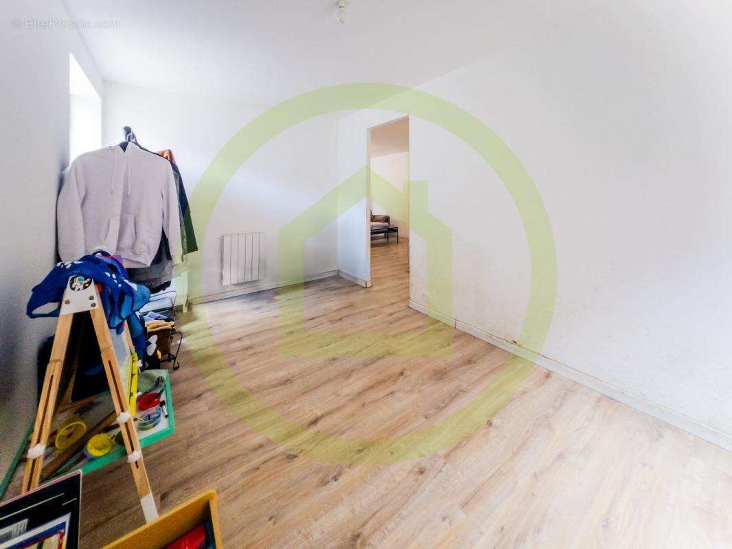 Appartement à HOUPLINES