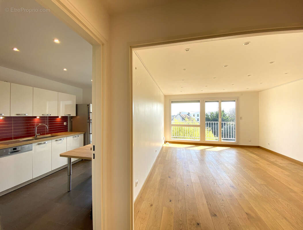 Appartement à CHENNEVIERES-SUR-MARNE