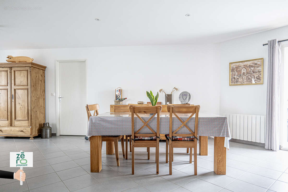 Maison à SAINT-VINCENT-SUR-JARD