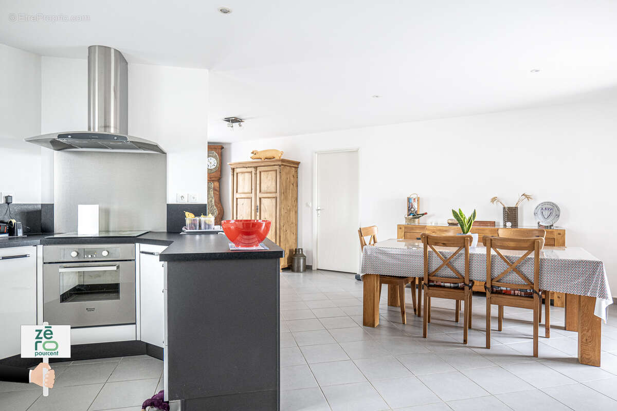 Maison à SAINT-VINCENT-SUR-JARD