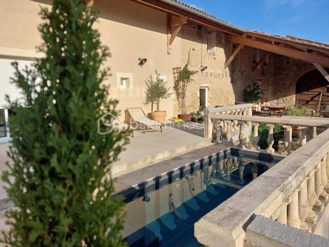 Maison à BOURDELLES