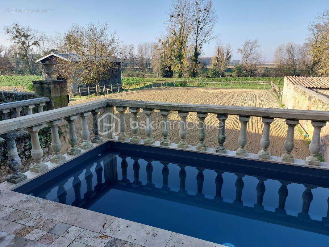 Maison à BOURDELLES