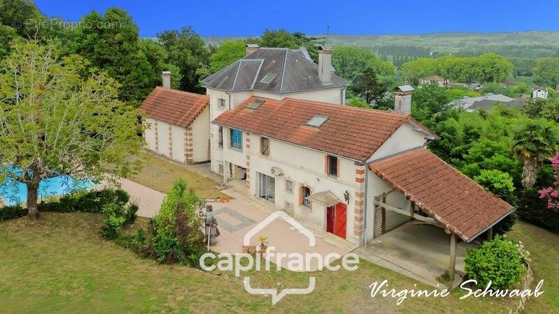 Maison à PEYREHORADE