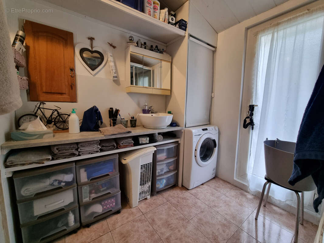 Maison à LA TOUR-SUR-ORB