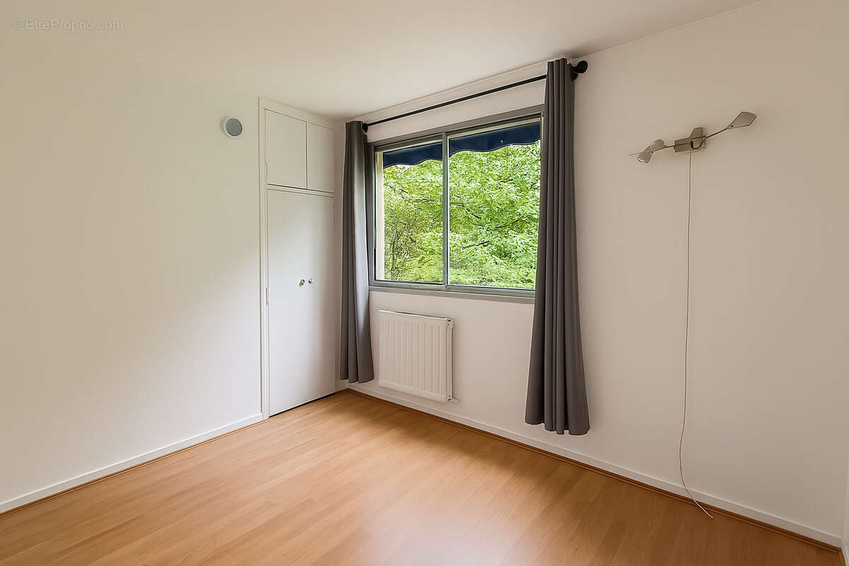 Appartement à LE PERREUX-SUR-MARNE