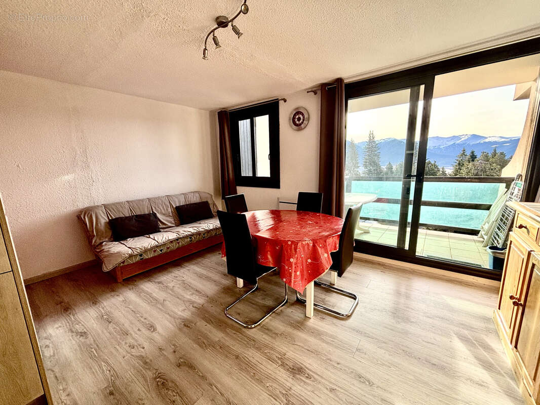 Appartement à FONT-ROMEU-ODEILLO-VIA