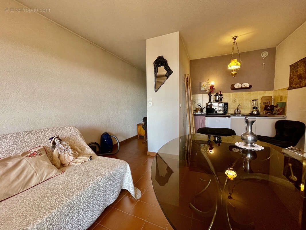 Appartement à SIX-FOURS-LES-PLAGES