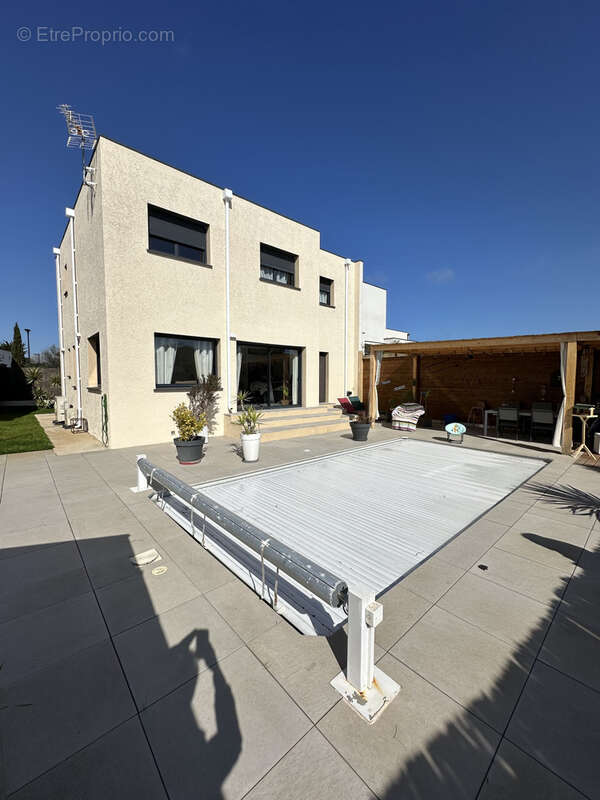 Maison à SAINT-CYPRIEN