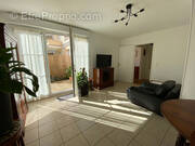 Appartement à LES CLAYES-SOUS-BOIS