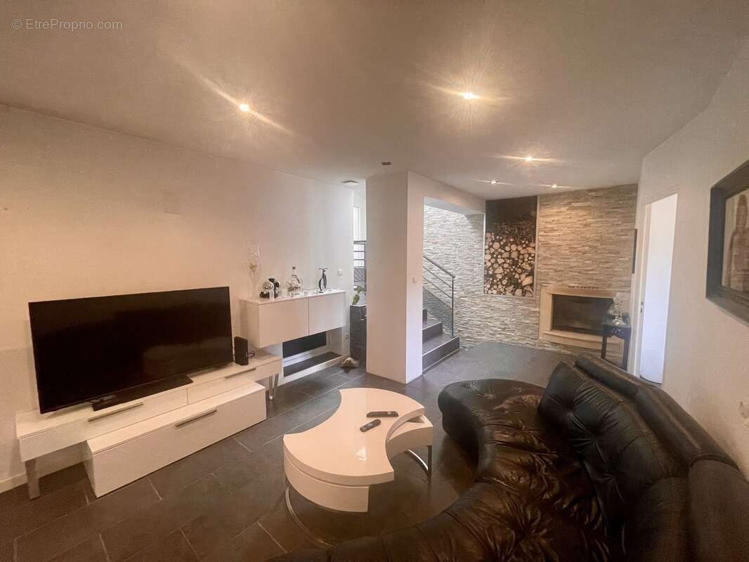 Maison à CHARLEVILLE-MEZIERES