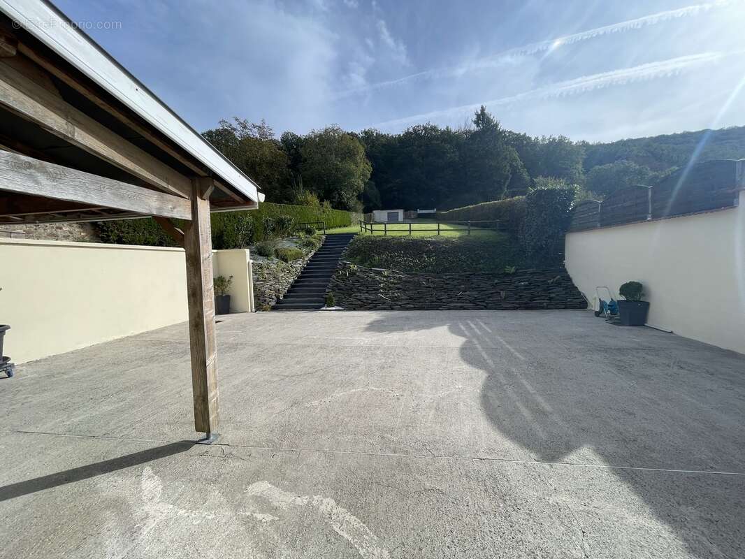 Maison à CHARLEVILLE-MEZIERES