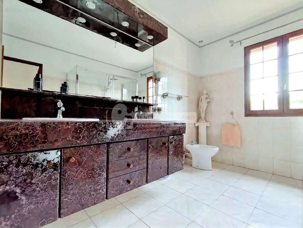 Maison à SAINT-REMY-DE-PROVENCE