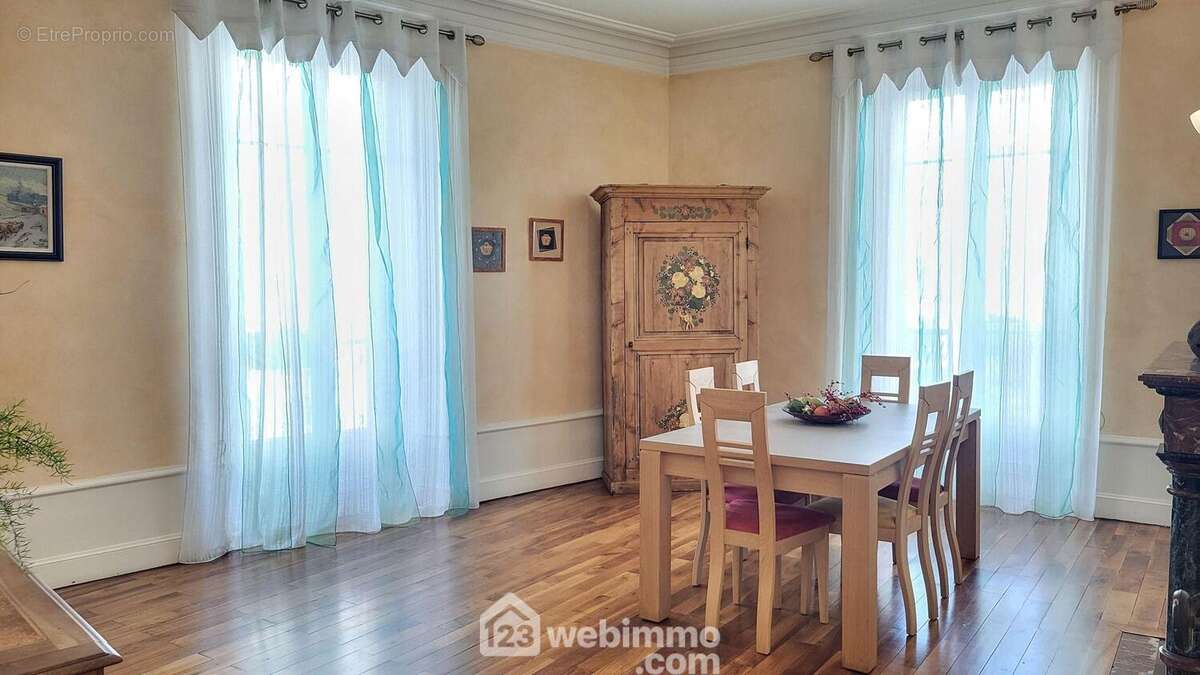 ...Des parquets en parfait état ! - Appartement à GRENOBLE