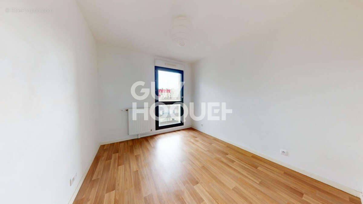Appartement à AUBERVILLIERS