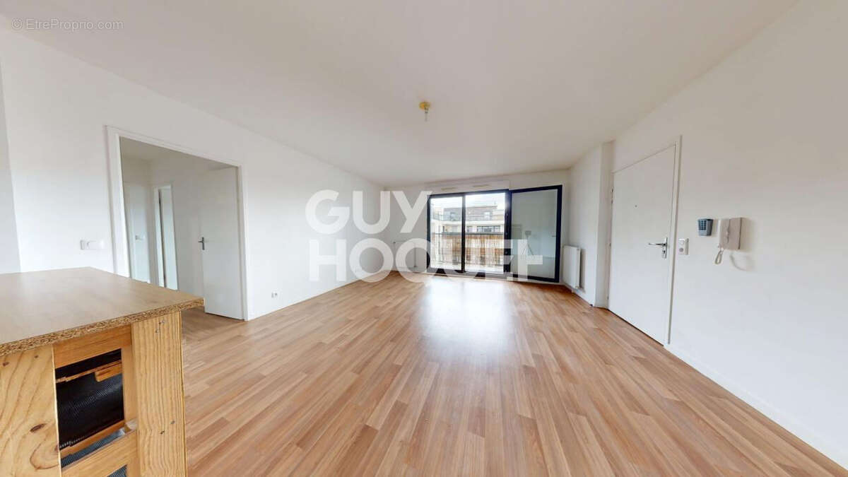 Appartement à AUBERVILLIERS