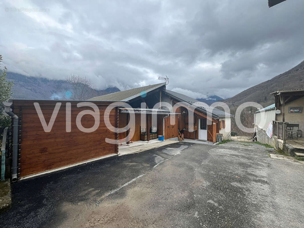 Appartement à MONTGILBERT