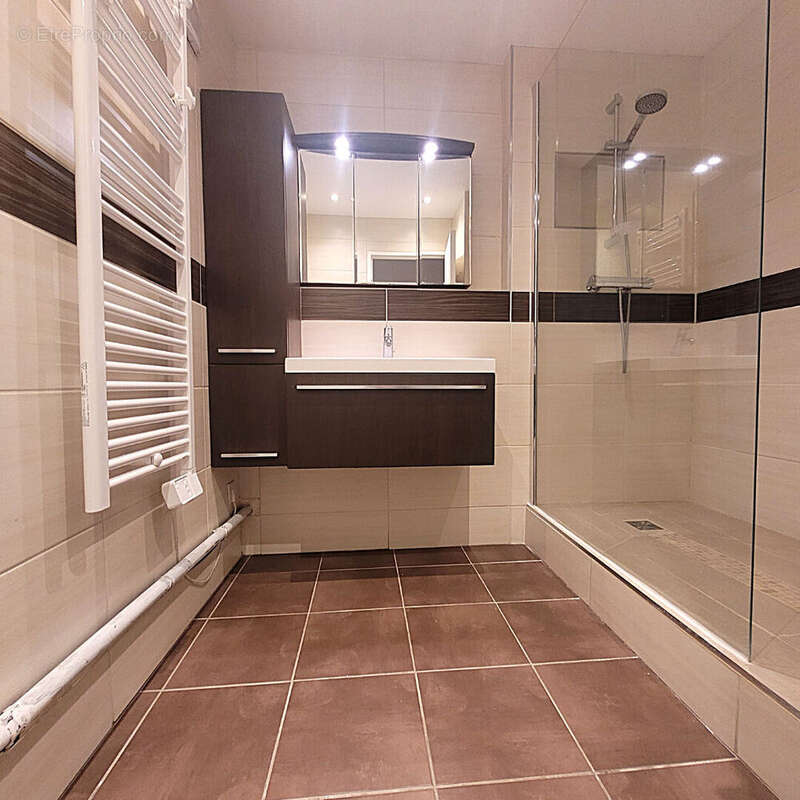 Appartement à LES ULIS