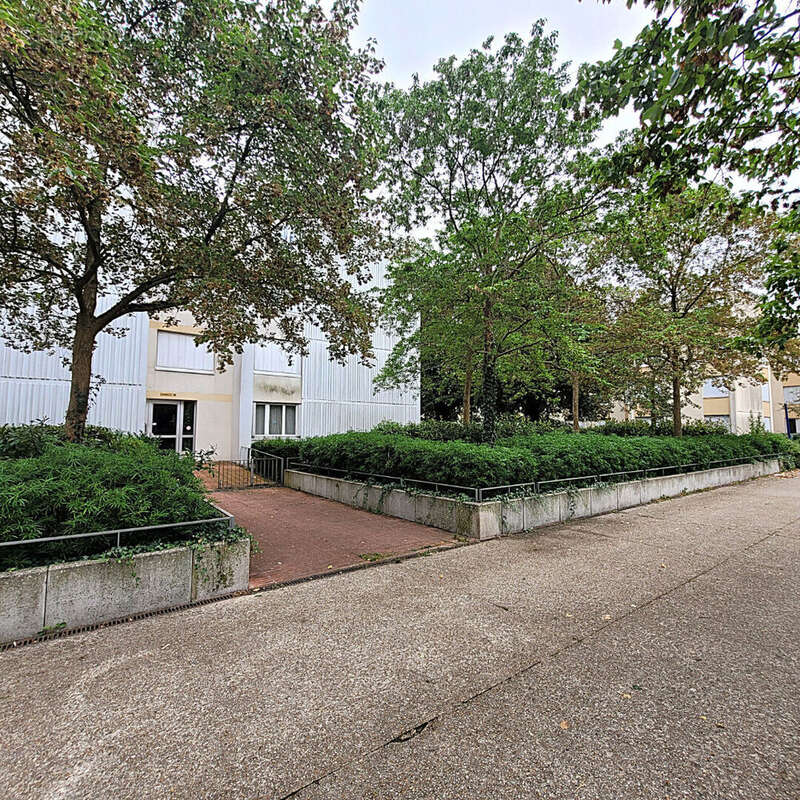 Appartement à LES ULIS