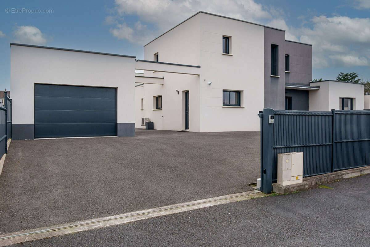 Maison à SAINT-AVERTIN