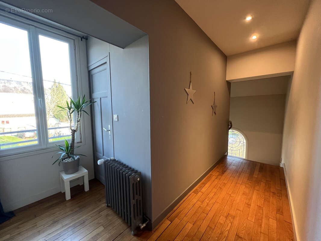 Maison à SAINT-SATUR