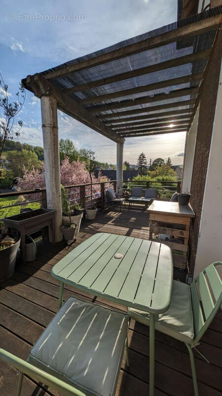 Maison à SAINT-SATUR