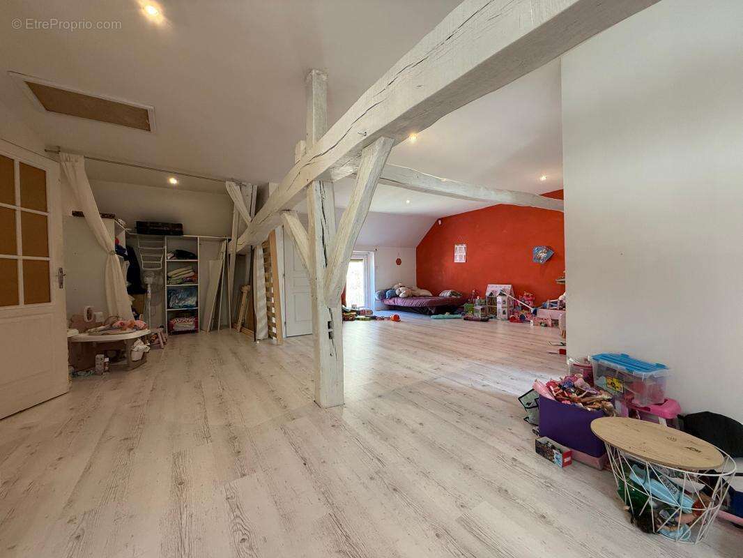 Maison à HEUILLEY-SUR-SAONE