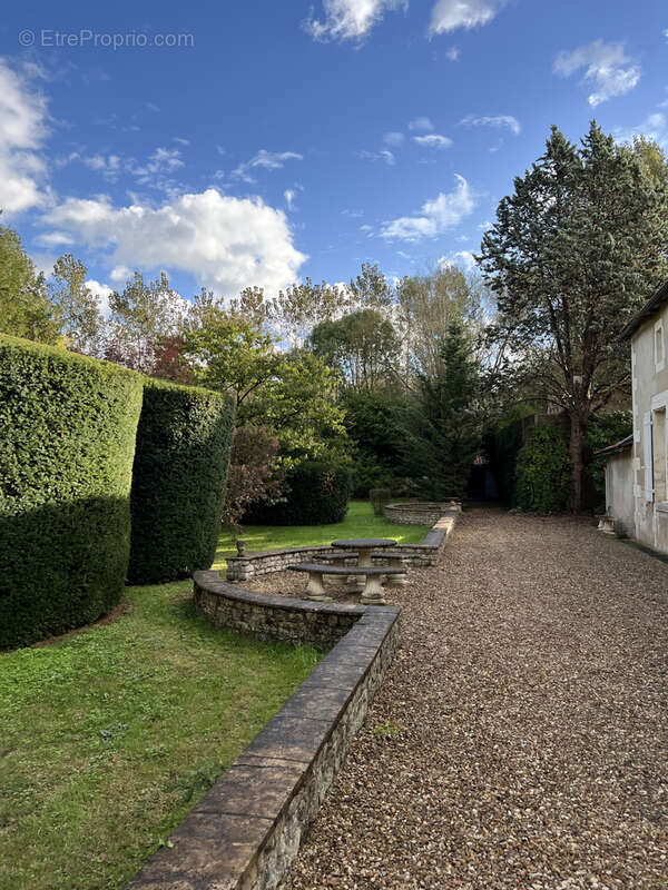 Maison à CHASSENEUIL-DU-POITOU