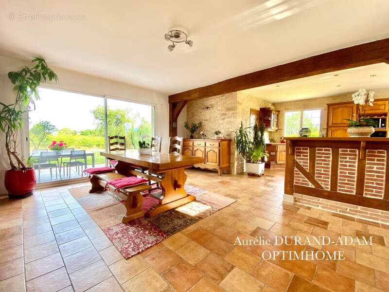 Maison à PONT-L&#039;EVEQUE