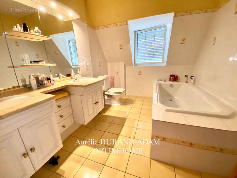 Maison à PONT-L&#039;EVEQUE