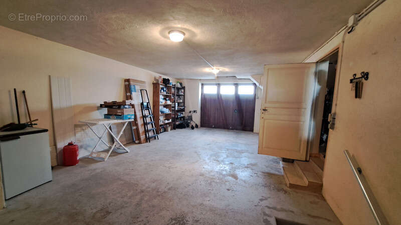 Maison à NOIDANS-LE-FERROUX