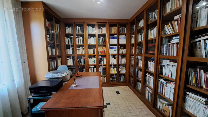 Maison à NOIDANS-LE-FERROUX