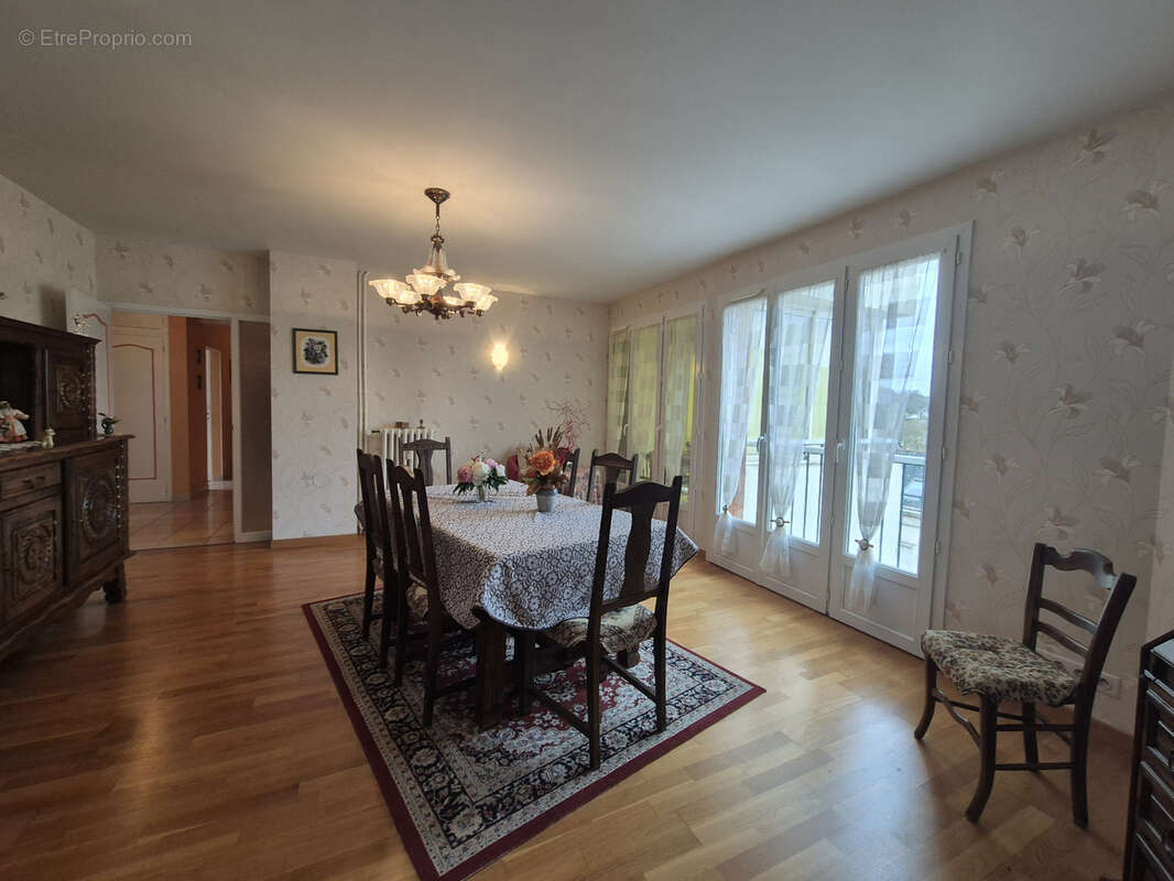 Appartement à SABLE-SUR-SARTHE