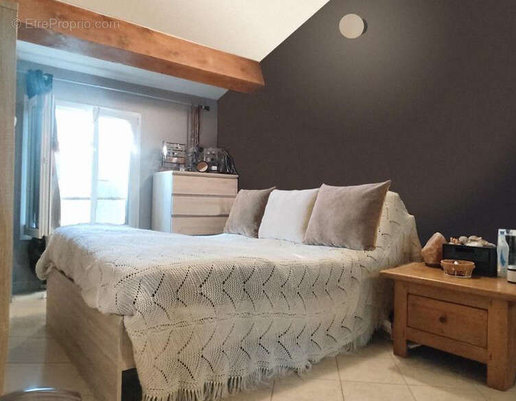 Appartement à ROUSSET