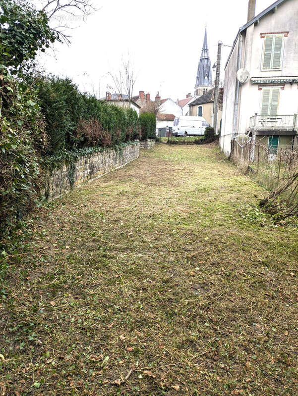 Terrain à BEAUNE-LA-ROLANDE