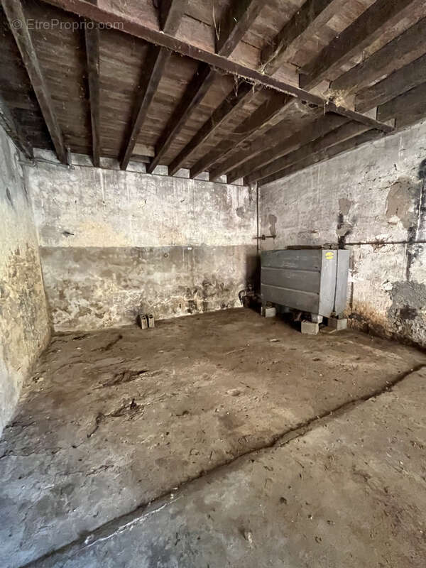 Maison à ORIGNY-LE-ROUX