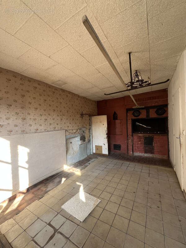 Maison à ORIGNY-LE-ROUX