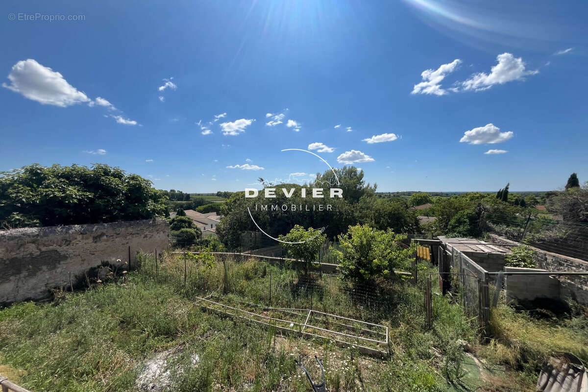 Maison à SAINT-GENIES-DES-MOURGUES