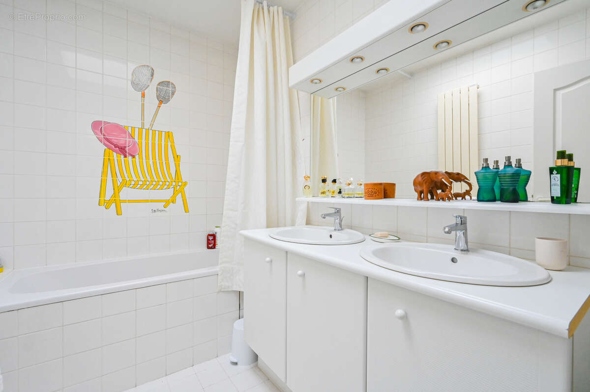 Appartement à SAINT-MAUR-DES-FOSSES