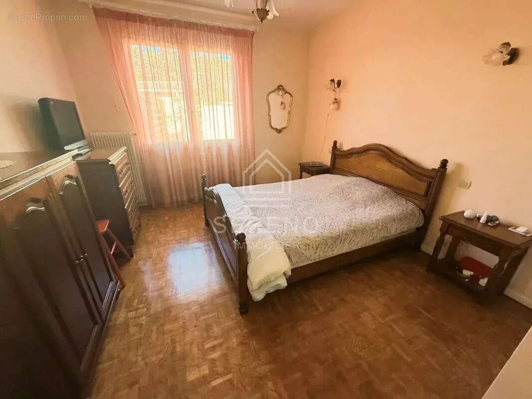 Maison à PONTAULT-COMBAULT