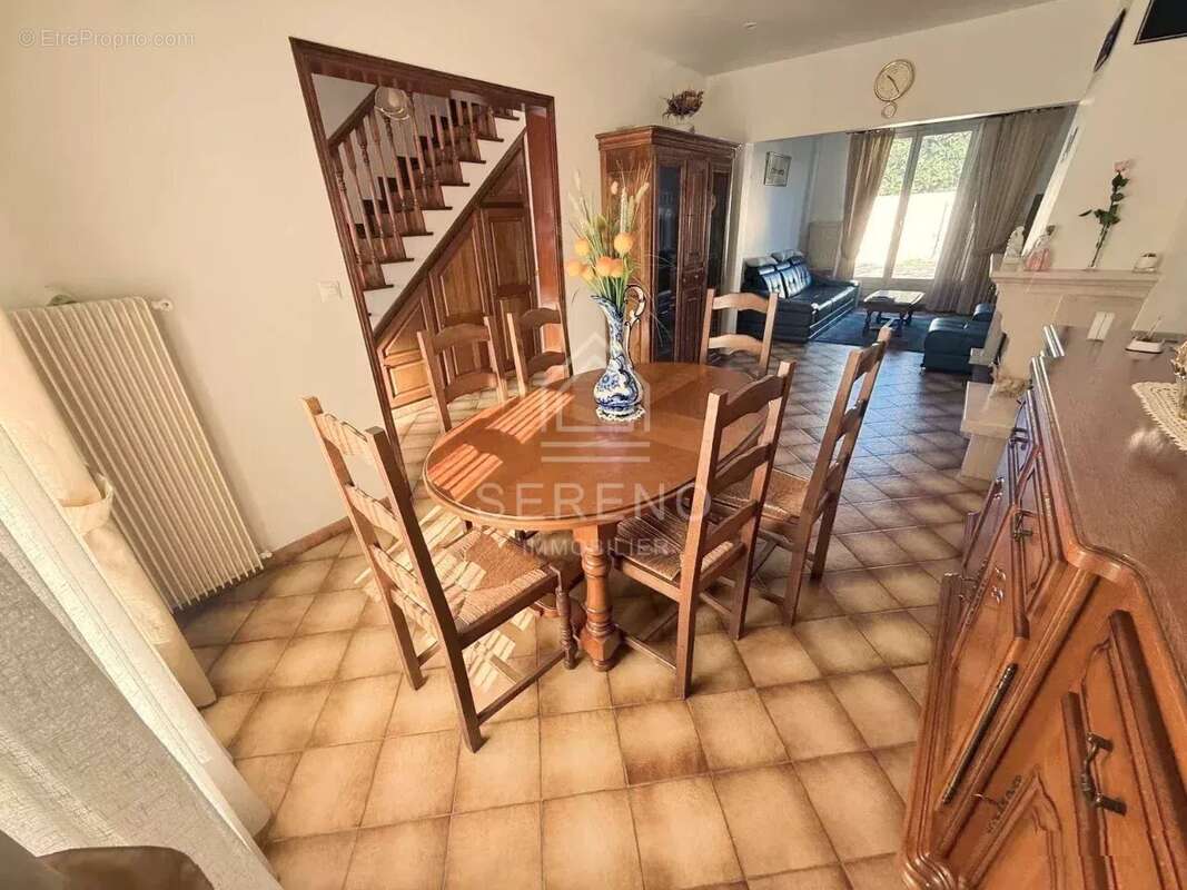 Maison à PONTAULT-COMBAULT