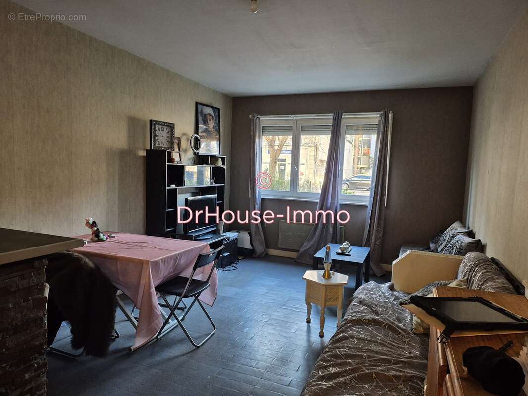 Appartement à SAINT-ETIENNE