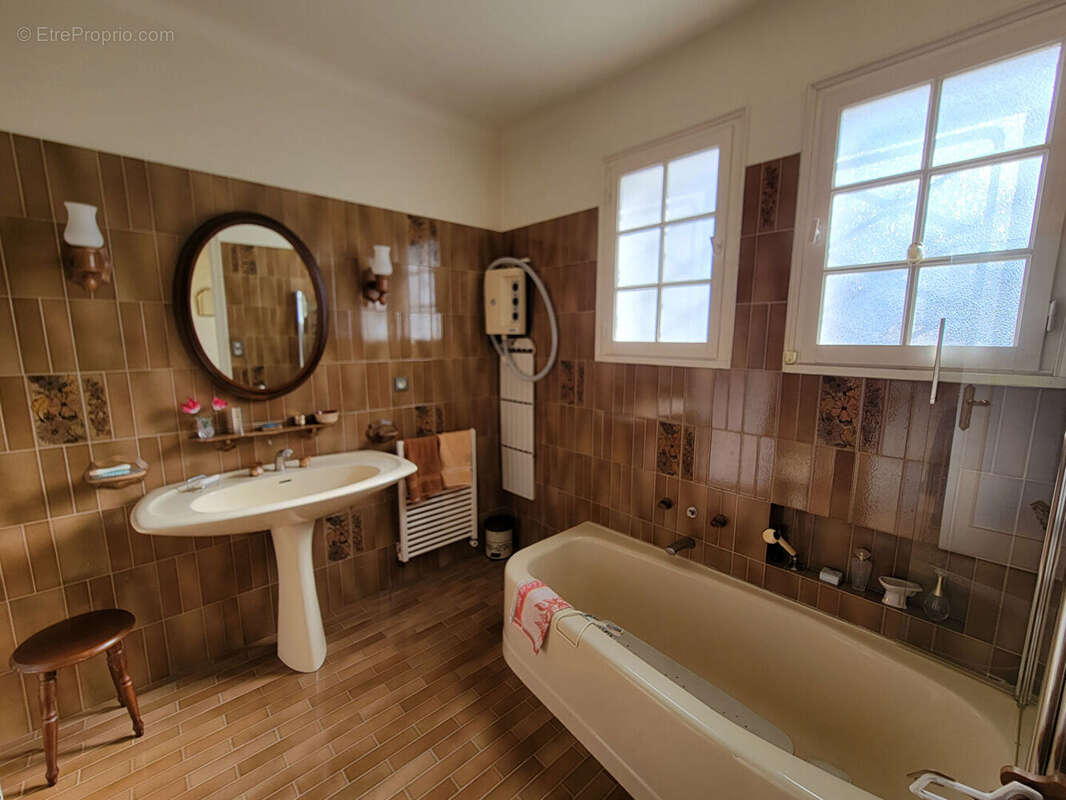 Maison à SAINT-SEBASTIEN-SUR-LOIRE