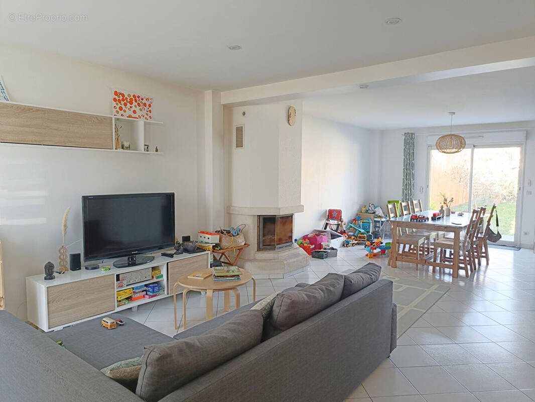 Maison à VILLEMOMBLE