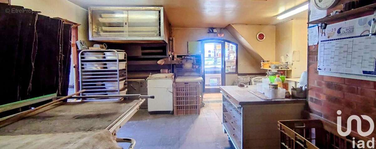 Photo 3 - Commerce à SAINT-HILAIRE-DU-HARCOUET