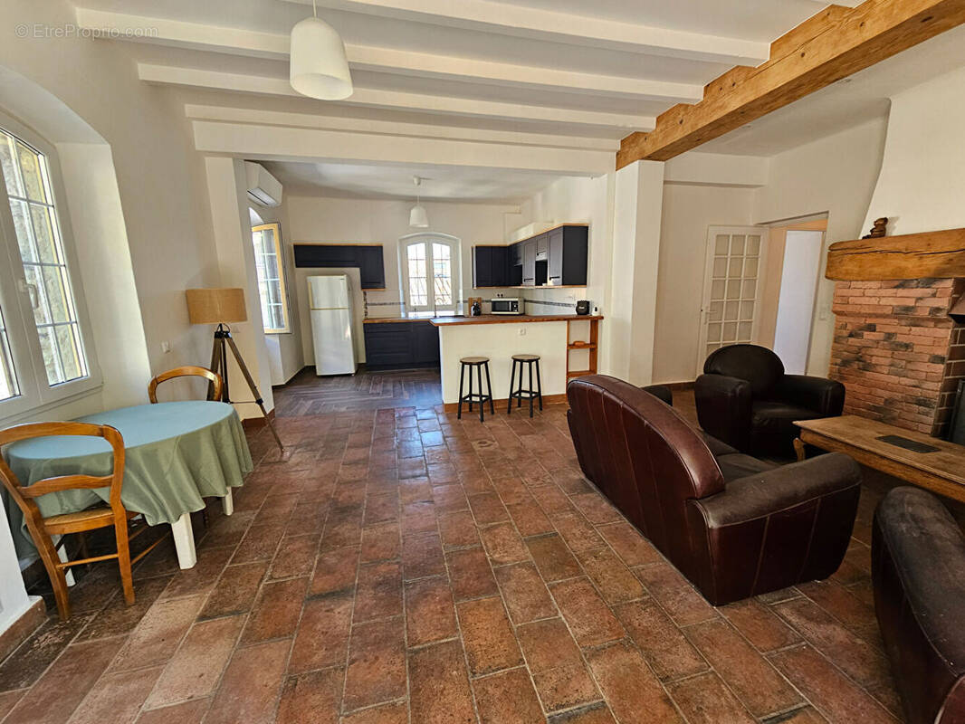 Maison à LA GARDE-FREINET