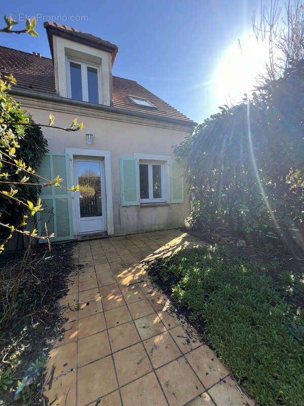 Appartement à GARANCIERES