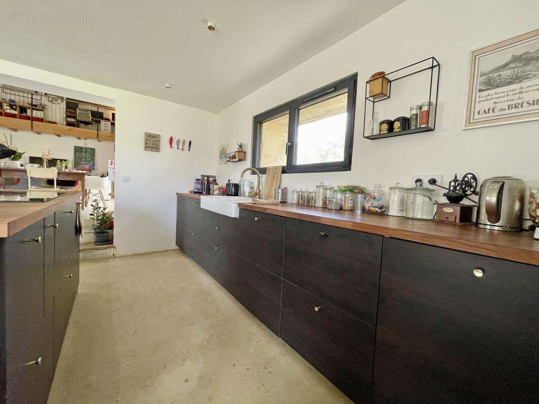 Maison à SAINT-AMAND-DE-VERGT