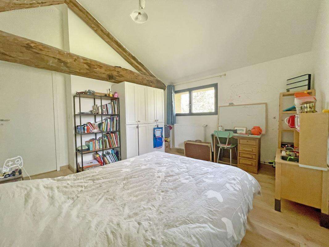 Maison à SAINT-AMAND-DE-VERGT